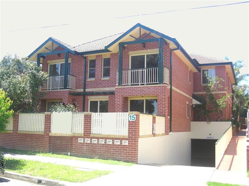 Photo - 4/15 Romani Avenue, Hurstville NSW 2220 - Image 8