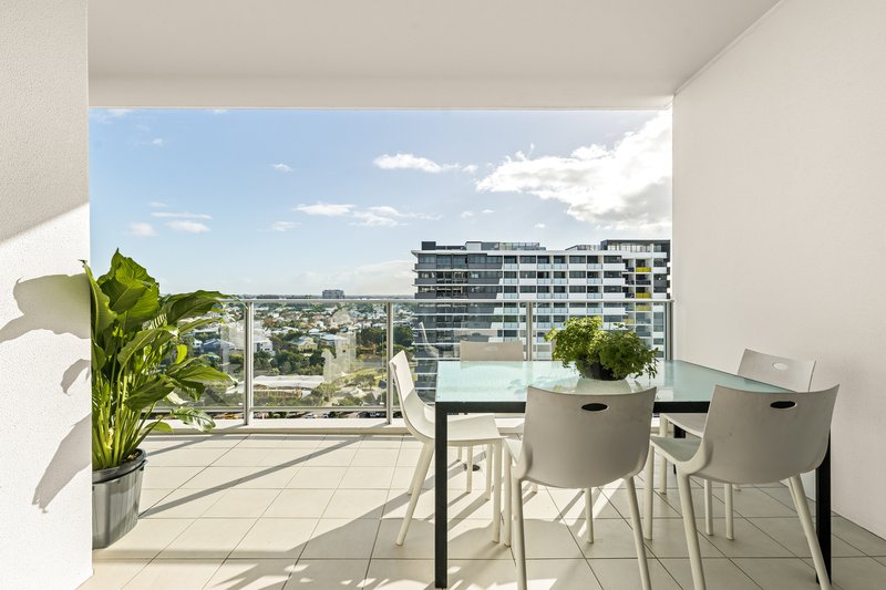 Photo - 4152/37C Harbour Road, Hamilton QLD 4007 - Image 11
