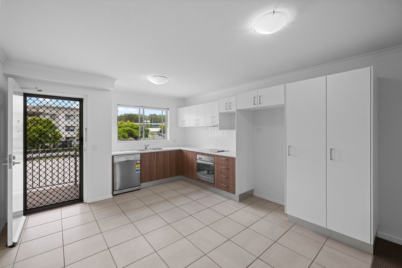 Photo - 415/25 Chancellor Village Boulevard, Sippy Downs QLD 4556 - Image 2