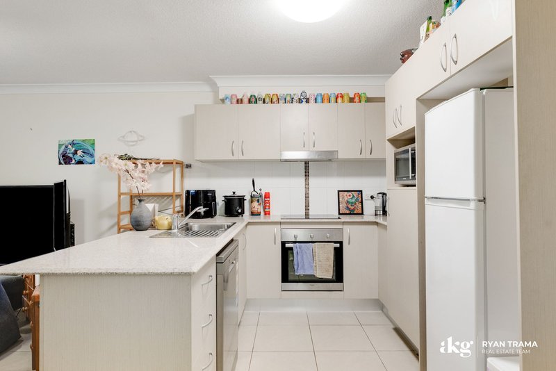Photo - 4/155-163 Fryar Road, Eagleby QLD 4207 - Image 3