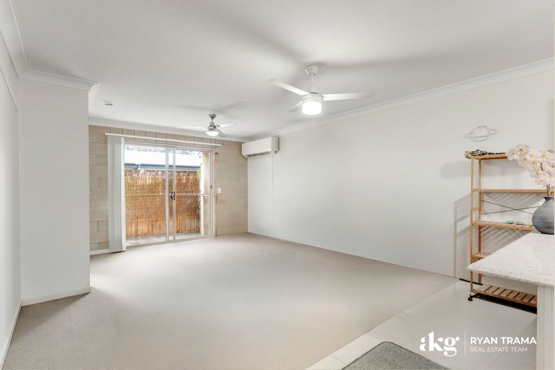 Photo - 4/155-163 Fryar Road, Eagleby QLD 4207 - Image 6