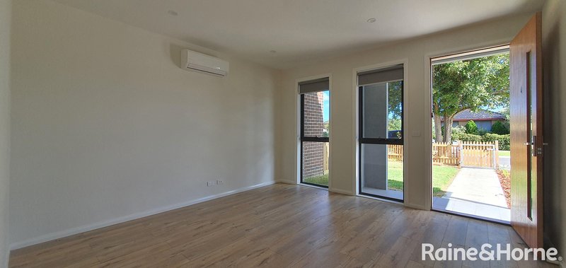 Photo - 4/16-18 Curtin Street, St Albans VIC 3021 - Image 4
