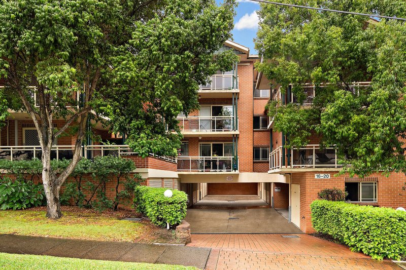 4/16-20 Winchester Street, Carlton NSW 2218