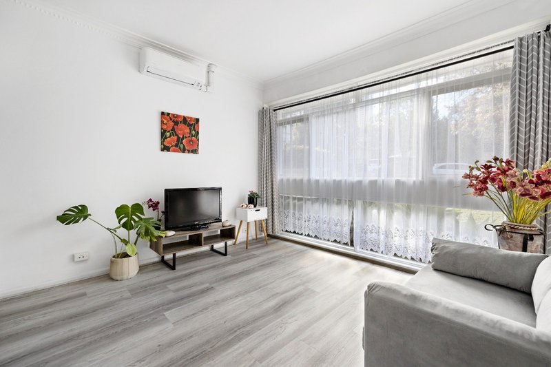 Photo - 4/16 Ashted Road, Box Hill VIC 3128 - Image 4
