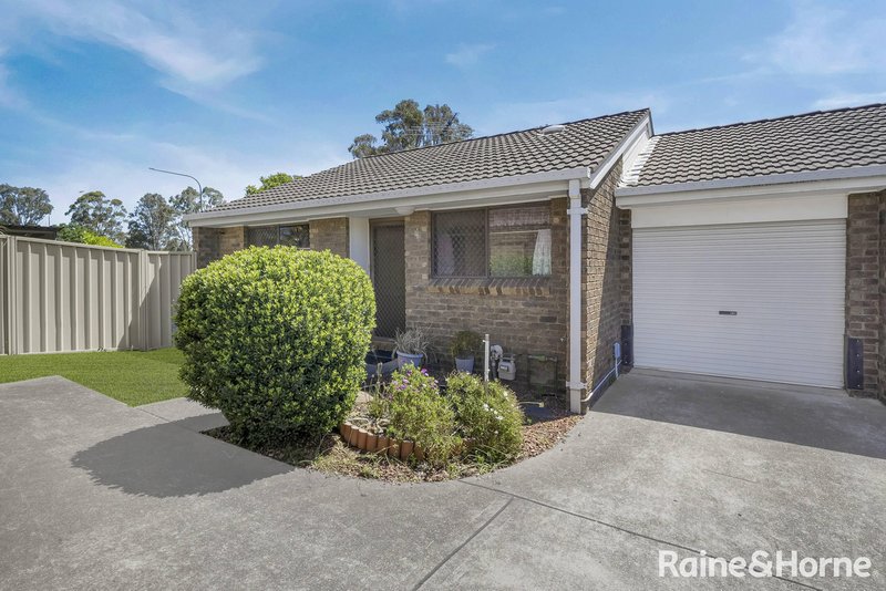 4/16 Bensley Road, Macquarie Fields NSW 2564