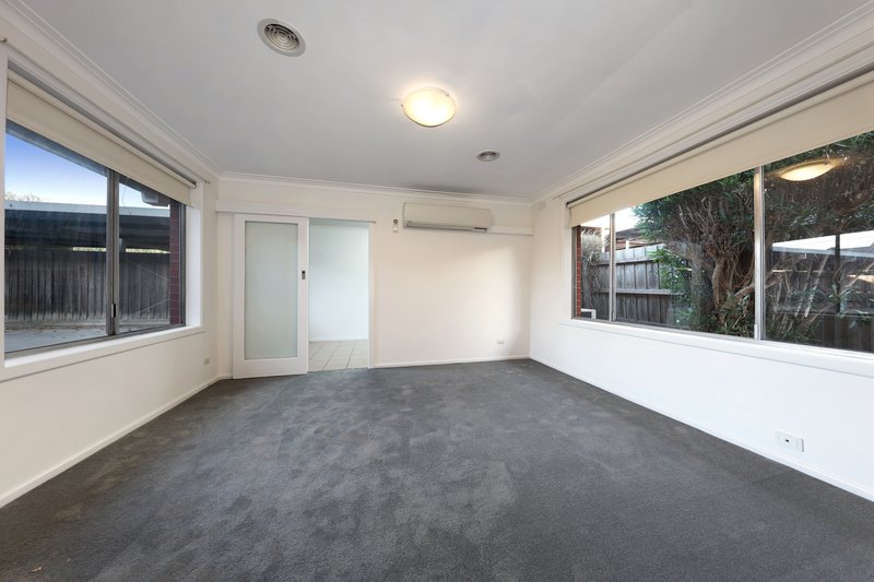 Photo - 4/16 Blenheim Street, Bentleigh East VIC 3165 - Image 2