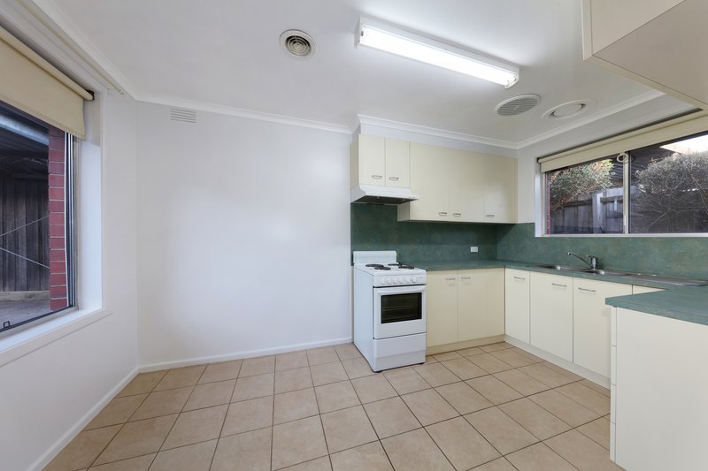 Photo - 4/16 Blenheim Street, Bentleigh East VIC 3165 - Image 4