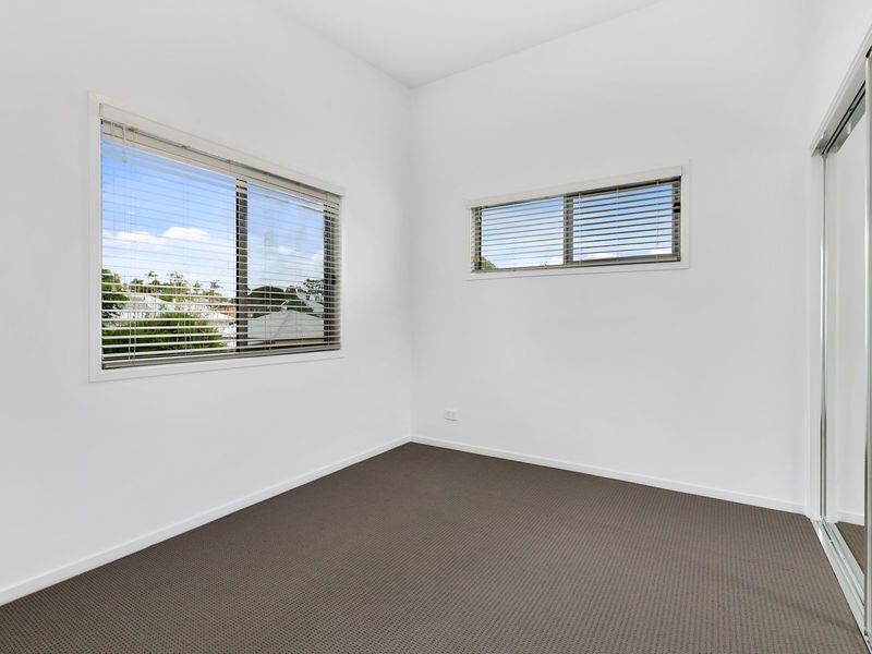 Photo - 4/16 Broadmere Streetrdk , Annerley QLD 4103 - Image 9