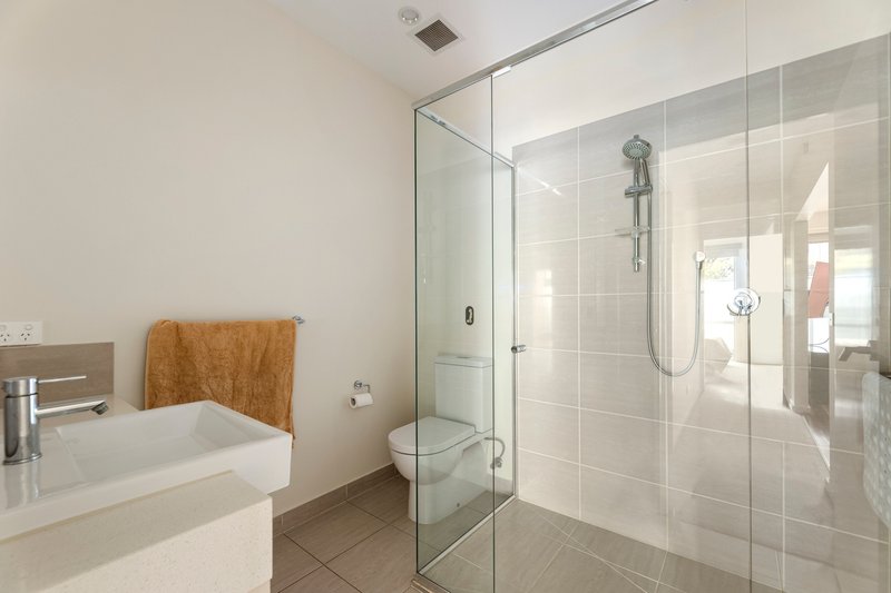 Photo - 4/16 Bullen Street, Doncaster East VIC 3109 - Image 9