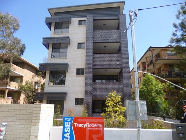 4/16 Caroline Street, Westmead NSW 2145