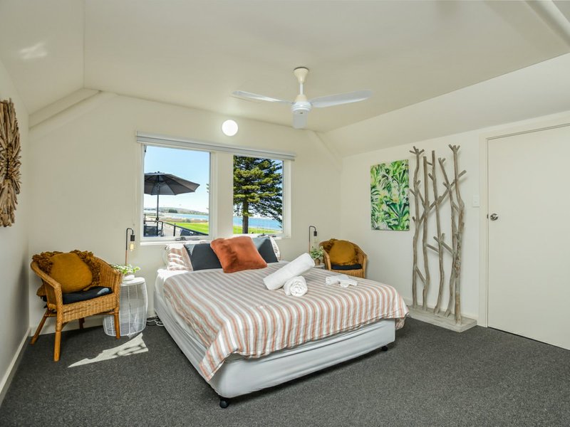 Photo - 4/16 Flinders Parade, Victor Harbor SA 5211 - Image 12