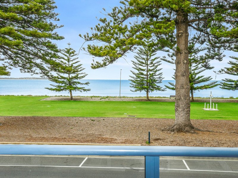 Photo - 4/16 Flinders Parade, Victor Harbor SA 5211 - Image 20