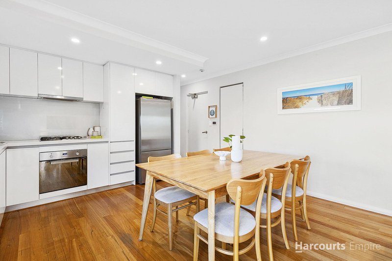 Photo - 4/16 King George Street, Innaloo WA 6018 - Image 7
