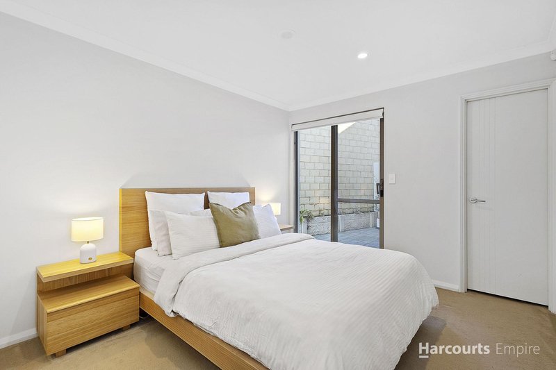Photo - 4/16 King George Street, Innaloo WA 6018 - Image 15
