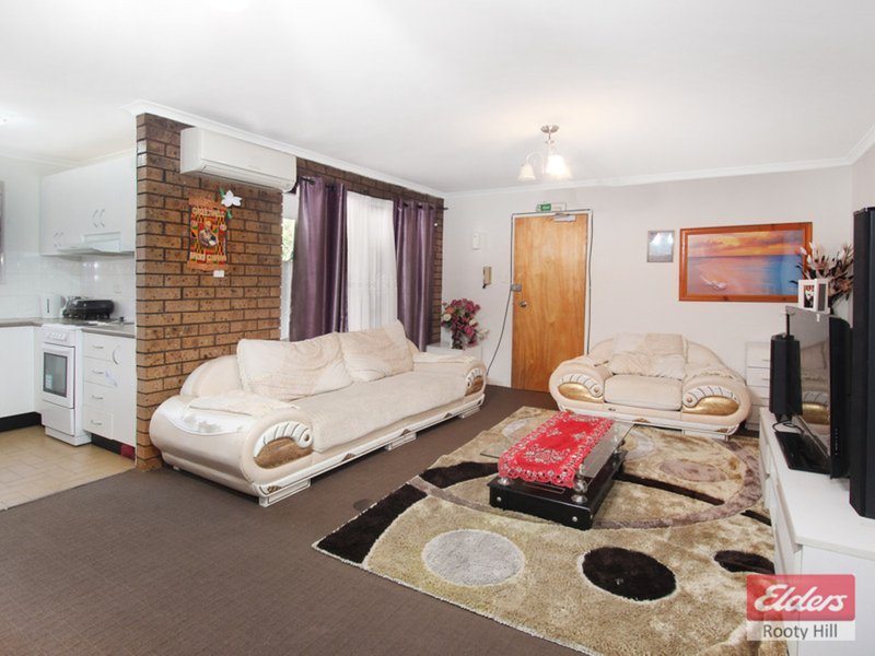 Photo - 4/16 Luxford Road, Mount Druitt NSW 2770 - Image 2