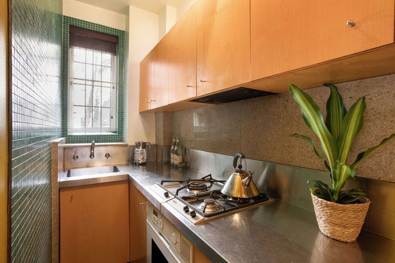 Photo - 4/16 Macleay Street, Elizabeth Bay NSW 2011 - Image 5
