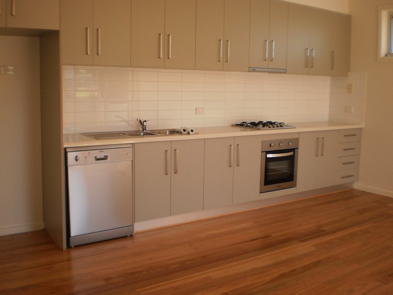 Photo - 4/16 Margaret Street, Oak Park VIC 3046 - Image 2