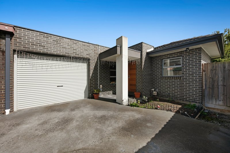 Photo - 4/16 Mccomas Street, Reservoir VIC 3073 - Image 1