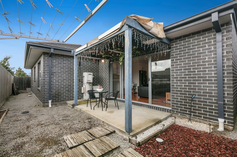 Photo - 4/16 Mccomas Street, Reservoir VIC 3073 - Image 11