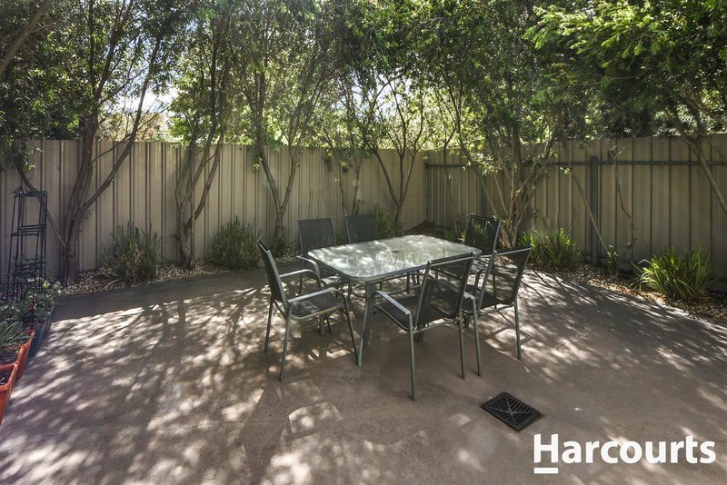 Photo - 4/16 Mctavish Boulevard, Horsham VIC 3400 - Image 17