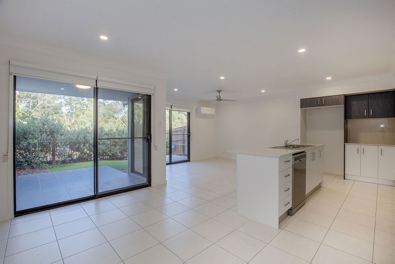 Photo - 4/16 Nickel Street, Pimpama QLD 4209 - Image 2