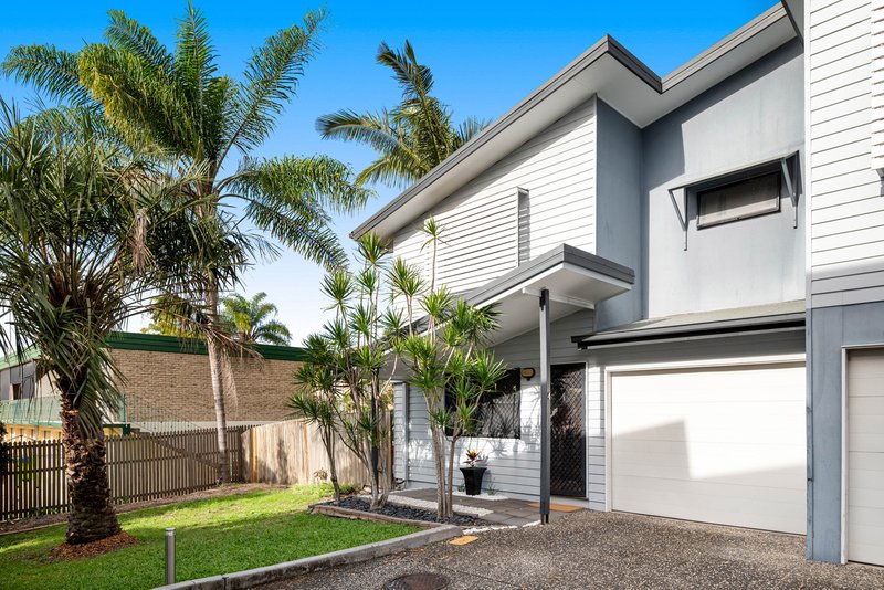 Photo - 4/16 Rogoona Street, Morningside QLD 4170 - Image 1