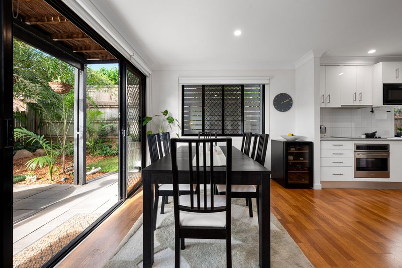 Photo - 4/16 Rogoona Street, Morningside QLD 4170 - Image 7
