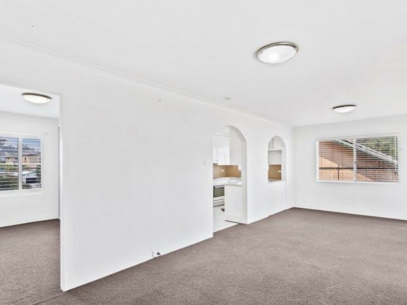 Photo - 4/16 Soldiers Point Road, Soldiers Point NSW 2317 - Image 8
