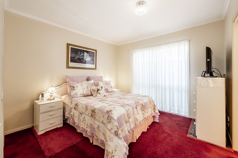 Photo - 4/16 Stawell Street, Cranbourne VIC 3977 - Image 8