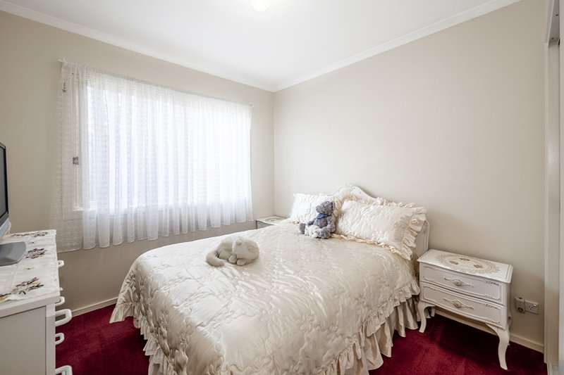 Photo - 4/16 Stawell Street, Cranbourne VIC 3977 - Image 10