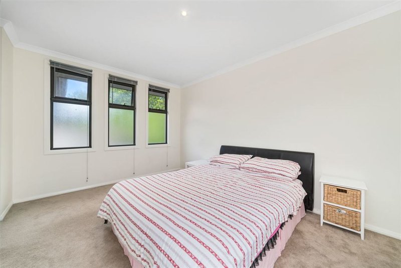 Photo - 4/16 Worrall Street, Burwood VIC 3125 - Image 7