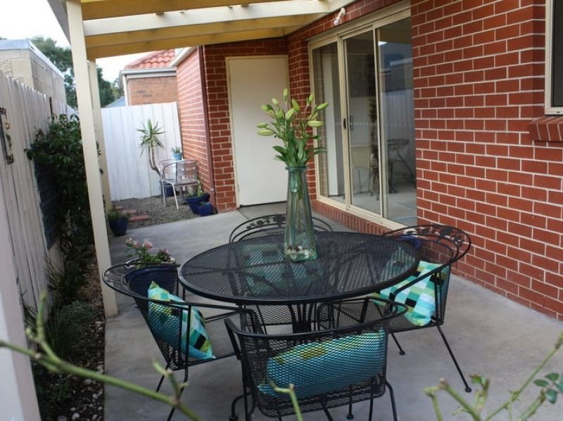 Photo - 4/160 Church Street, Hamlyn Heights VIC 3215 - Image 7