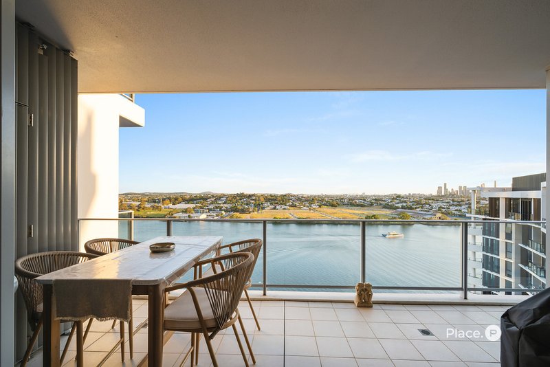 Photo - 4163/37c Harbour Road, Hamilton QLD 4007 - Image 1