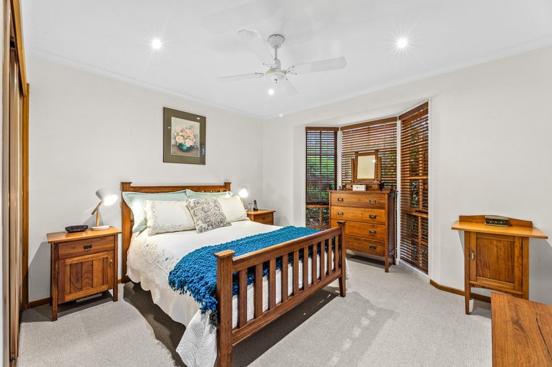 Photo - 4/166 Station Street, Box Hill South VIC 3128 - Image 6