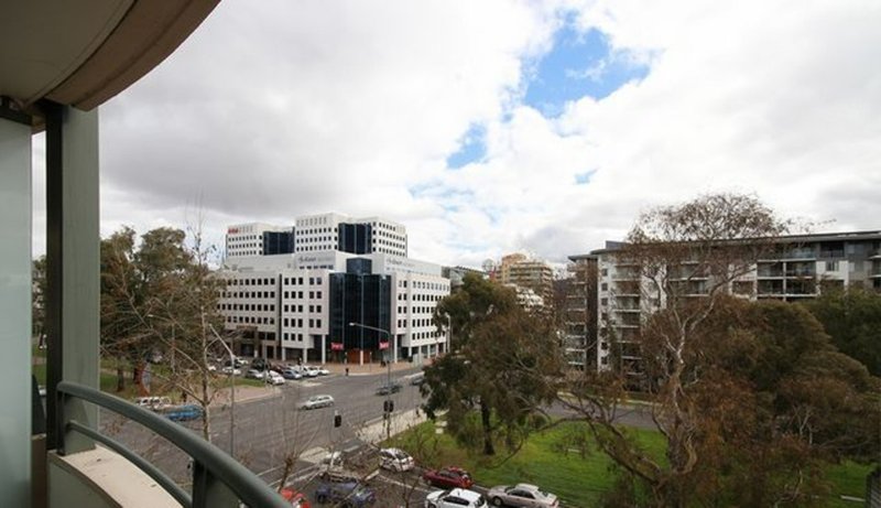 Photo - 416/74 Northbourne Avenue, Braddon ACT 2612 - Image 9