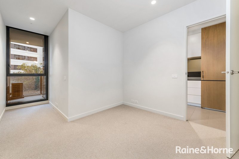 Photo - 416/8 Daly Street, South Yarra VIC 3141 - Image 3