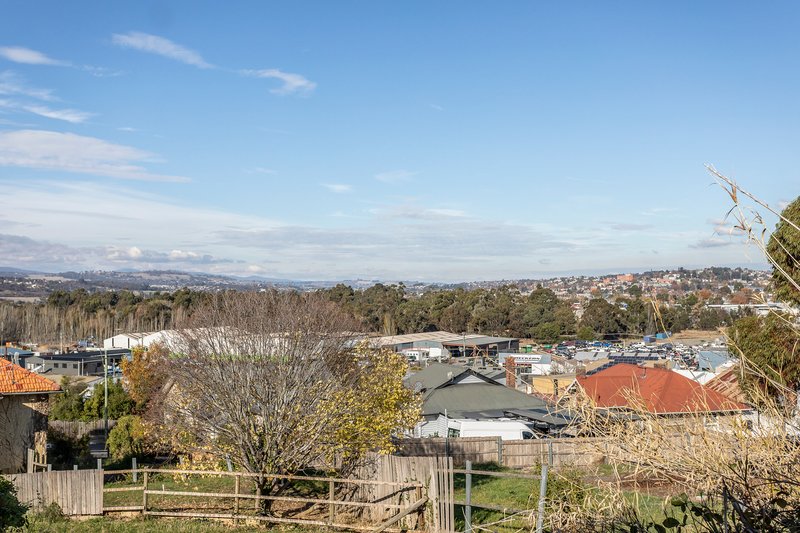 Photo - 4/17-19 Button Street, Mowbray TAS 7248 - Image 16