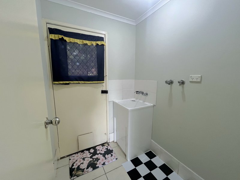 Photo - 4/17-25 Linning Street, Mount Warren Park QLD 4207 - Image 10