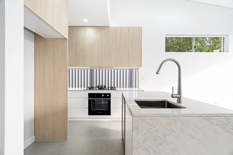 Photo - 4/17 Bell Street, Riverwood NSW 2210 - Image 2