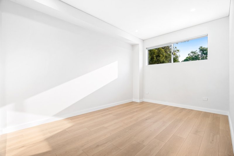 Photo - 4/17 Bell Street, Riverwood NSW 2210 - Image 5