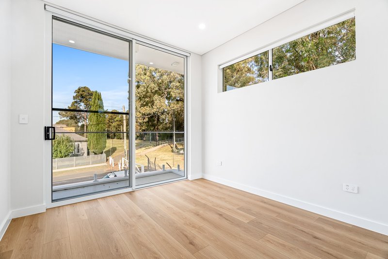 Photo - 4/17 Bell Street, Riverwood NSW 2210 - Image 7