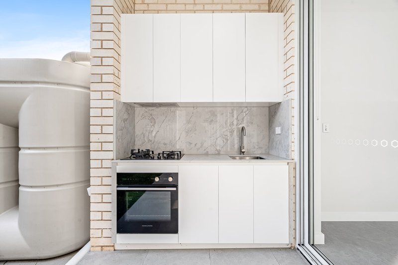 Photo - 4/17 Bell Street, Riverwood NSW 2210 - Image 9