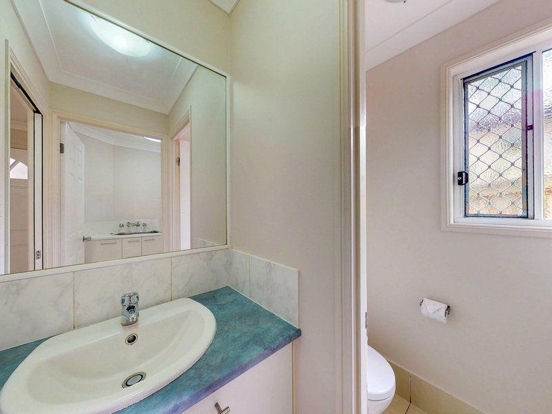 Photo - 4/17 Butcher Avenue, Lawnton QLD 4501 - Image 10