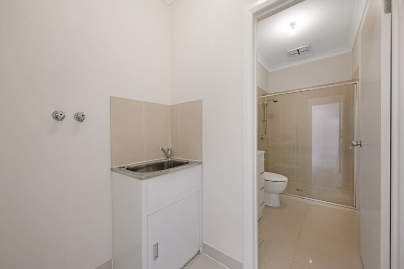 Photo - 4/17 Chaleyer Street, Reservoir VIC 3073 - Image 16