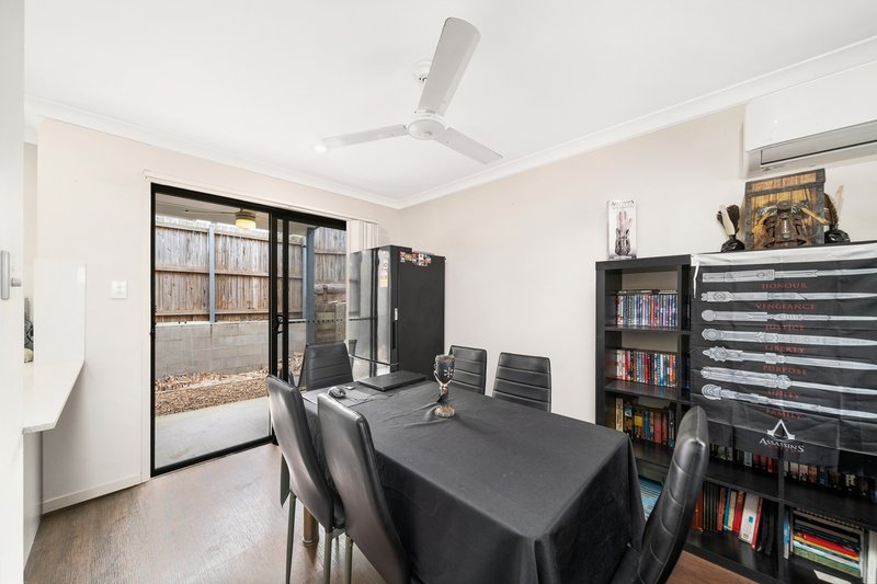 Photo - 4/17 Crocodile Avenue, Morayfield QLD 4506 - Image 3