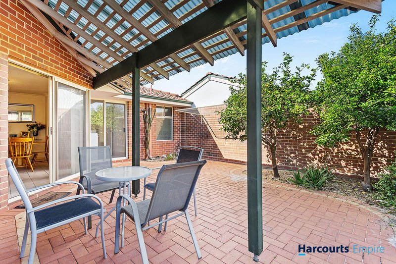 Photo - 4/17 Drabble Road, Scarborough WA 6019 - Image 4