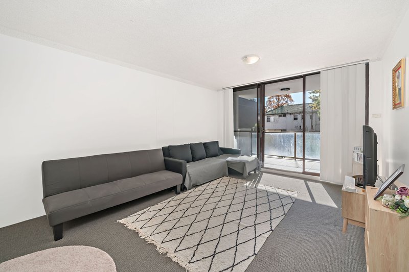 Photo - 4/17 Everton Road, Strathfield NSW 2135 - Image 2