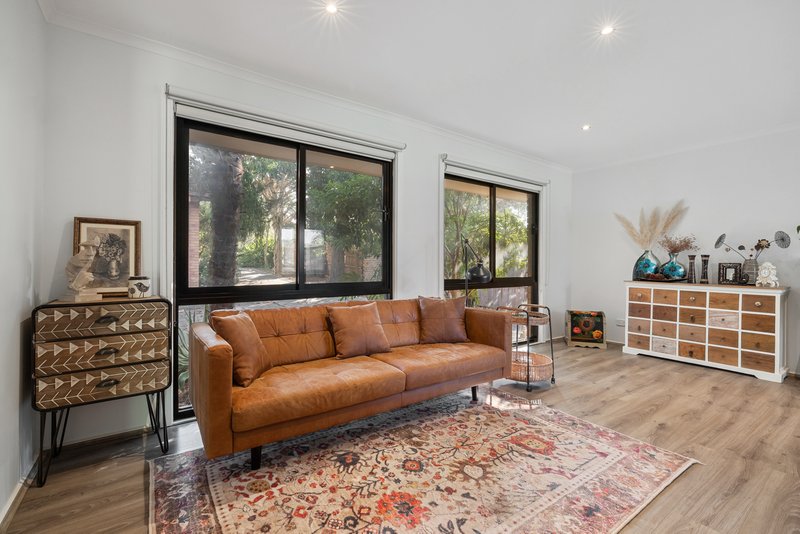 Photo - 4/17 Mines Road, Ringwood East VIC 3135 - Image 3
