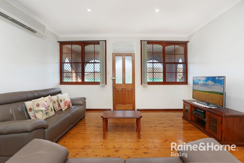 Photo - 4/17 Monomeeth Street, Bexley NSW 2207 - Image 2