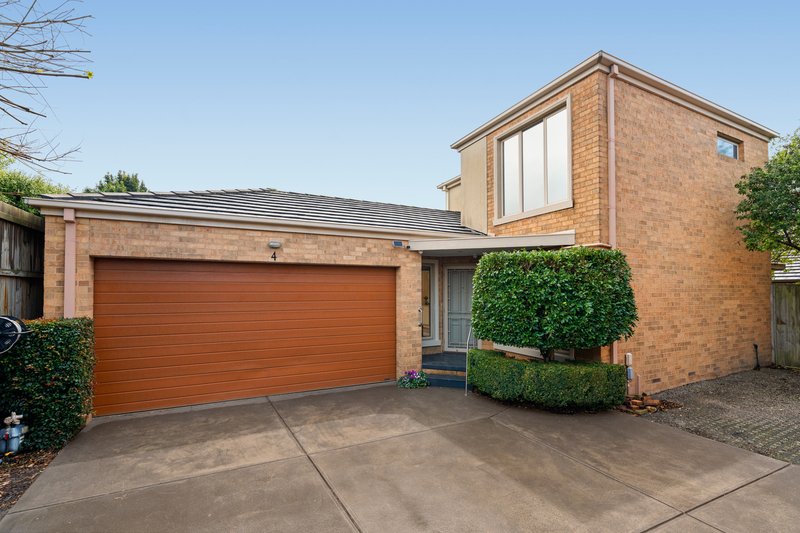 Photo - 4/17 Mullum Mullum Road, Ringwood VIC 3134 - Image 1